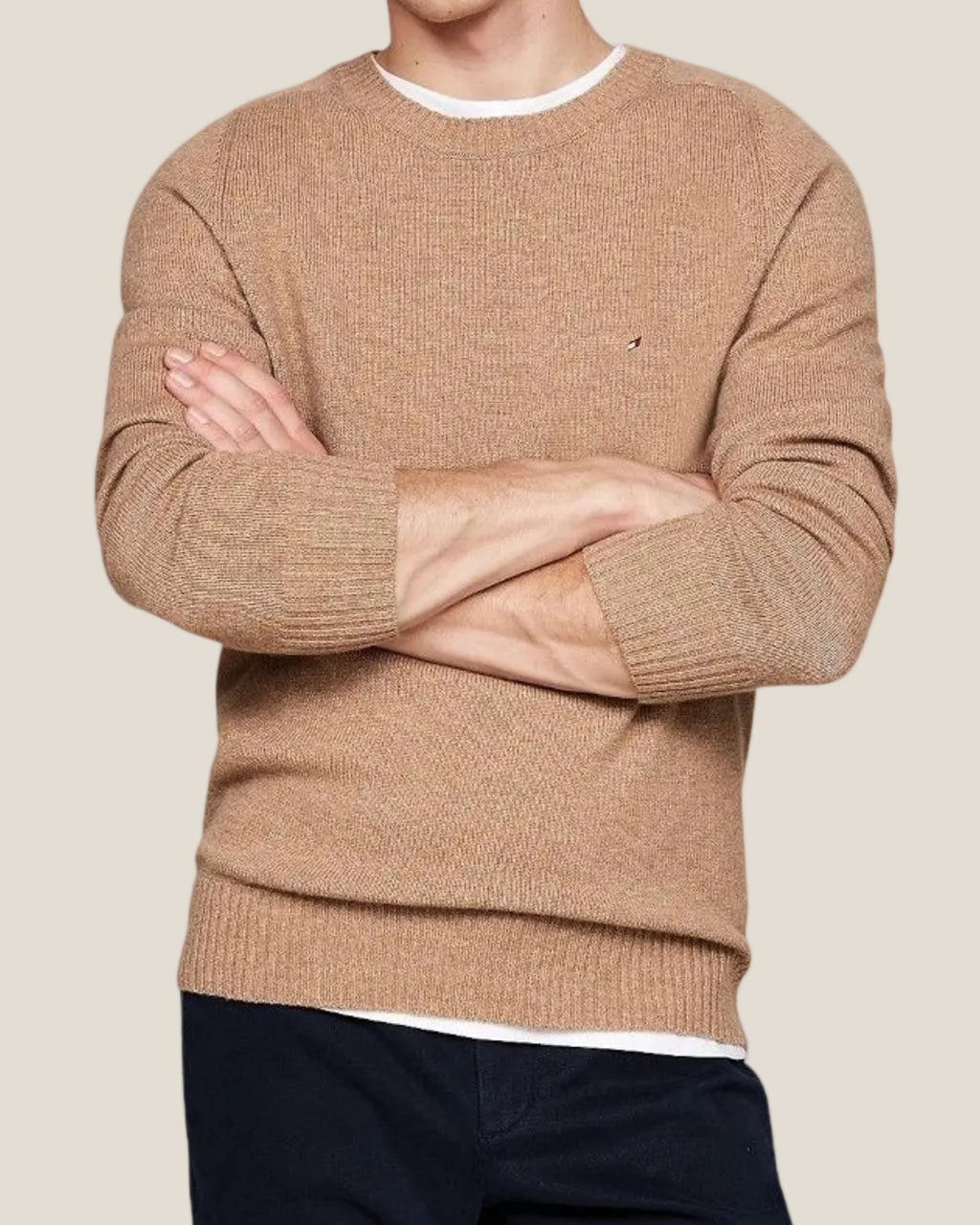 Maglione Girocollo In Lana Con Logo Bandierina Ricamato