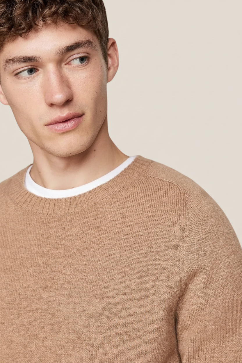 Maglione Girocollo In Lana Con Logo Bandierina Ricamato