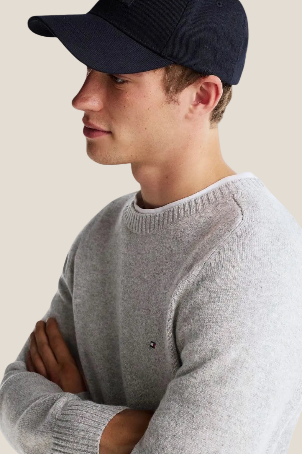 Maglione Girocollo In Lana Con Logo Bandierina Ricamato